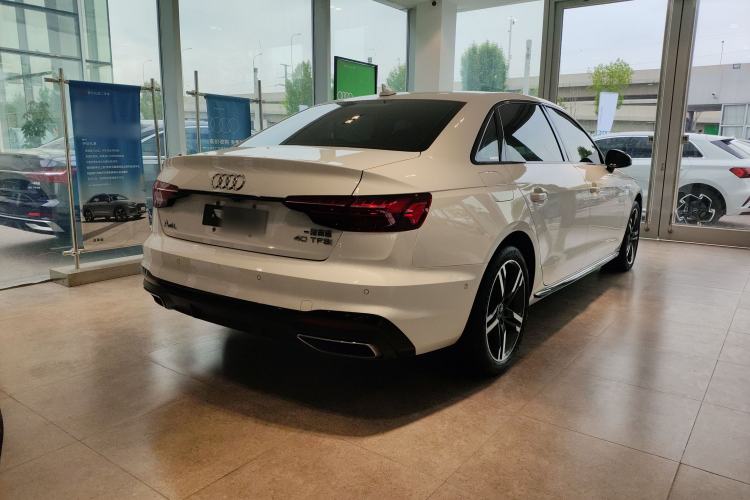 Used Audi A4L 2022 40 TFSI Luxury Dynamic Model