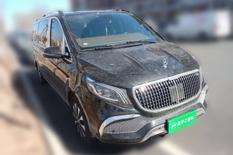 Used Mercedes-Benz Vito 2023 2.0T Business Version 7 Seats Front Right 45 Deg