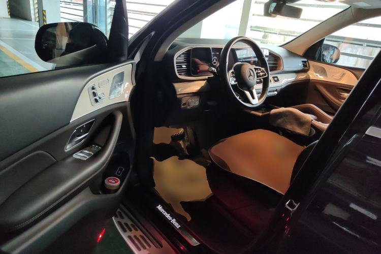 Used Mercedes-Benz GLE 2021 GLE 450 4MATIC Stylish Model Driver Seat