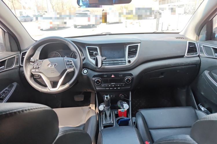 Used Hyundai Tucson 2015 1.6T Dual-Clutch Two-Wheel-Drive Smart Model
