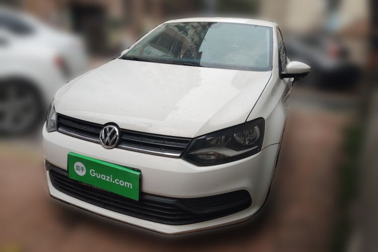 Used Volkswagen Polo 2016 1.4L Manual Fashion Model