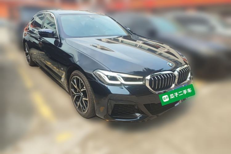 Used BMW 5 Series 2023 530Li Luxury Edition M Sport Package Front Right 45 Deg