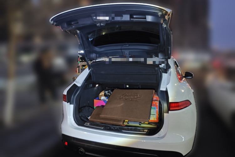 Used Jaguar F-PACE 2019 2.0T Four-Wheel Drive Urban Luxury Edition