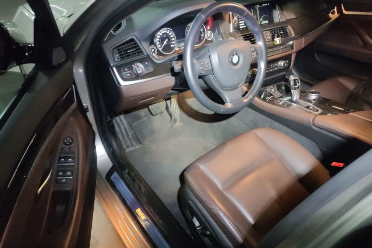 Used BMW 5 Series 2017 525Li Luxury Design Package
