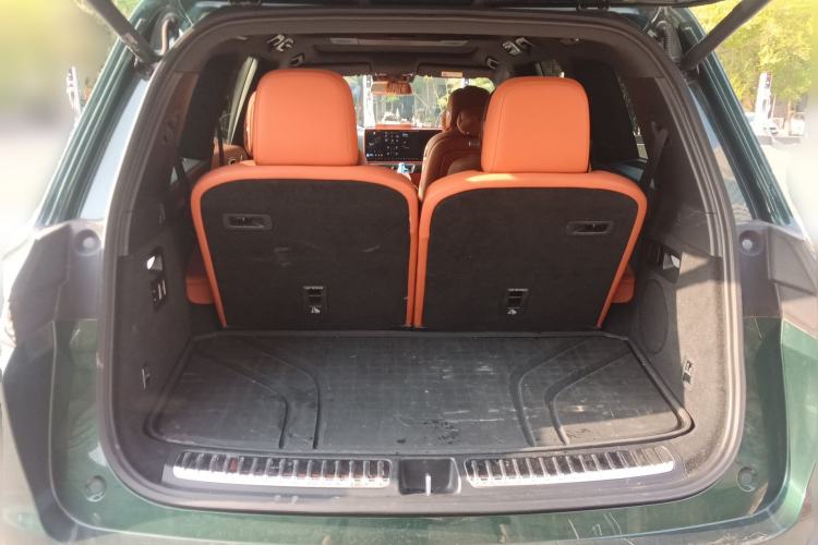 Used Li Auto L9 2022 Max model
