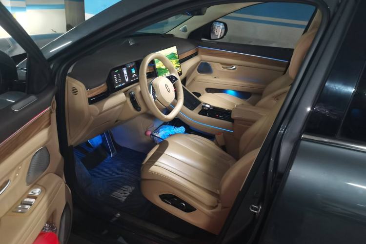 Used Hima AITO M7 2024 1.5T Rear-Drive Plus Version 5 Seats Driver Seat