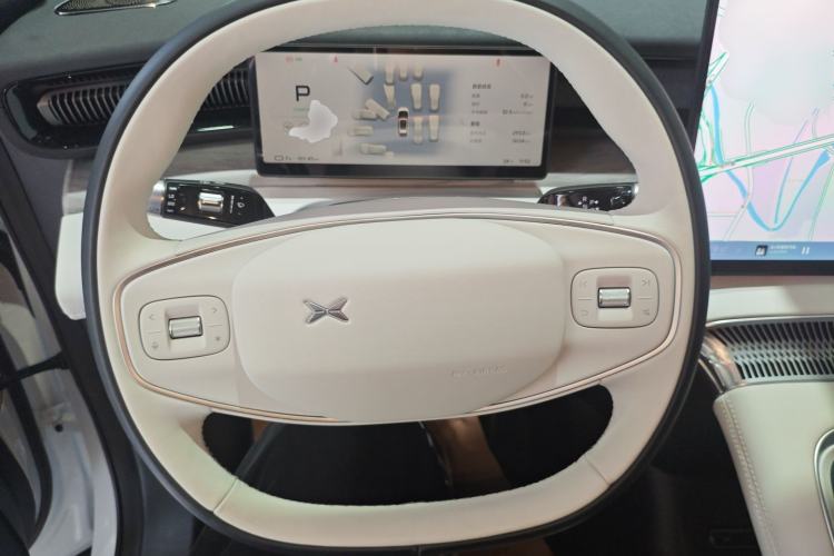 Used XPeng X9 2024 702 Ultra-Long Range Max