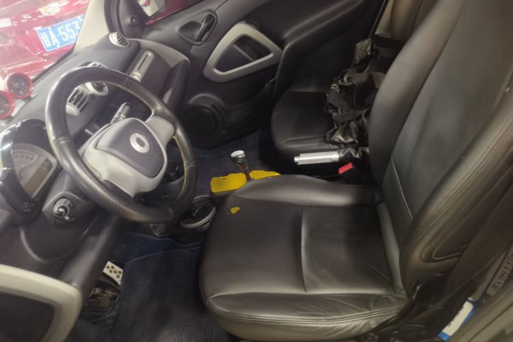 Used smart fortwo 2013 1.0 MHD Hardtop Chocolate Special Edition Left Front Seat