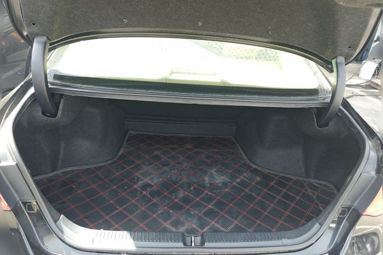 Used Toyota Reiz 2012 2.5V Fengdu Elite Stylish Edition Trunk