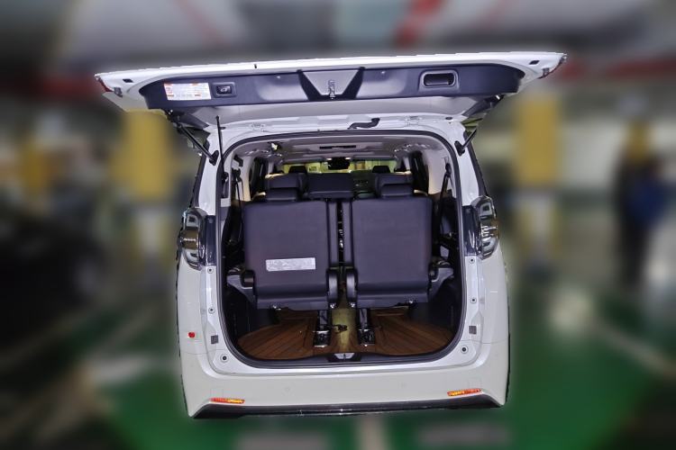 Used Toyota Vellfire 2021 Crown Dual-Engine 2.5L HV Luxury Edition
