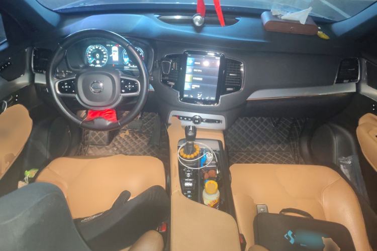 Used Volvo XC90 2017 T6 Zhiyi Edition 5-seater Center Console