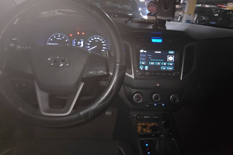 Used Hyundai ix25 2015 1.6L Automatic Two-Wheel Drive Smart GLS Trim