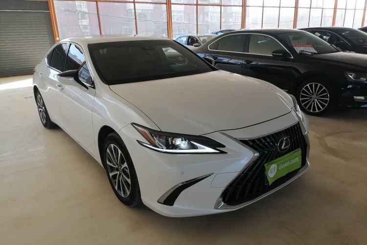 Used Lexus ES 2022 200 Excellence Edition