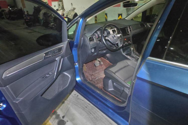 Used Volkswagen Golf Sportsvan 2019 280TSI Automatic Sentinel Model China VI Standard