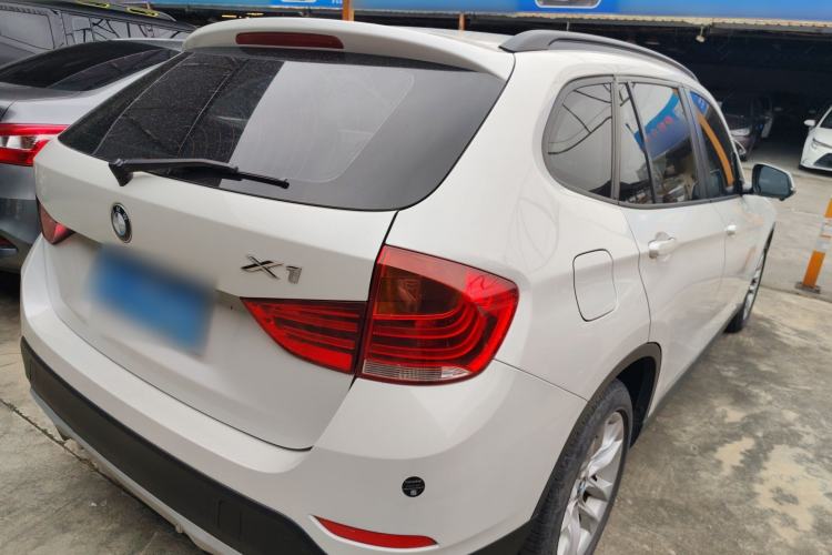 Used BMW X1 2015 sDrive18i Fashion Upgrade Edition Rear Right 45 Deg