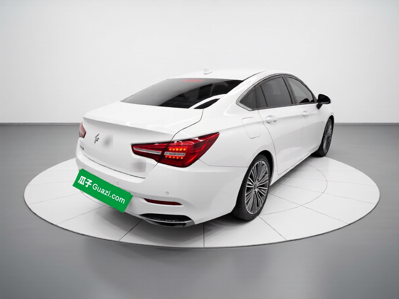 Hongqi H5 2022 Classic Model 1.5T DCT Flagship Edition - Chinese Trim Yun — снимка 6