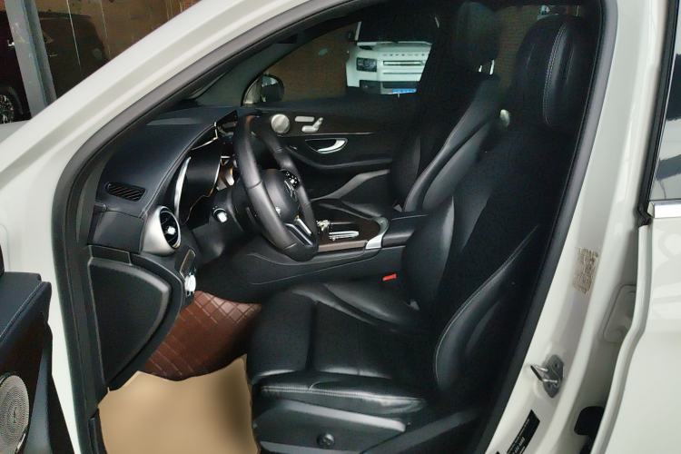 Used Mercedes-Benz GLC 2021 GLC 260 L 4MATIC Dynamic Edition
