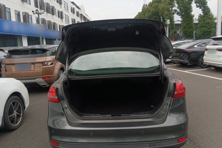 Used Ford Focus 2015 Sedan 1.6L Automatic Trend Model