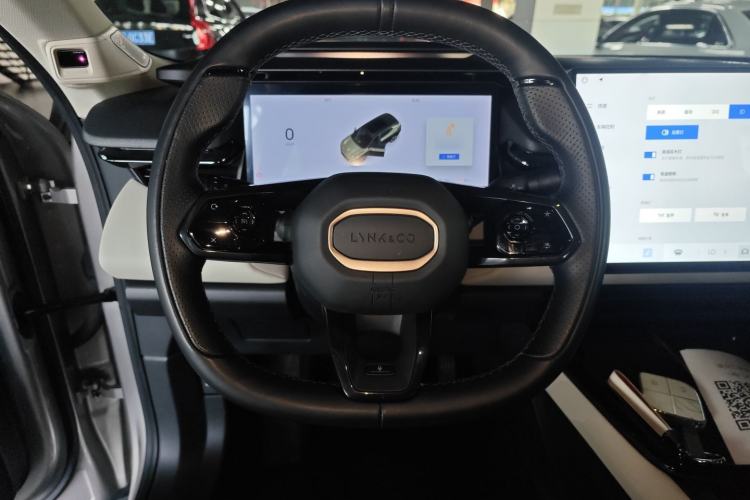Used Lynk & Co 08 EM-P 2023 245km Ultra-Long Range Halo