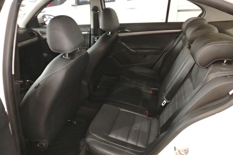 Used Volkswagen Lavida 2017 1.6L Automatic Comfort Edition Left Rear Seat