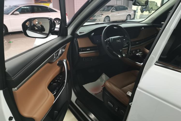 Used CHANGAN CS95 2021 2.0T Two-Wheel Drive Luxury Version
