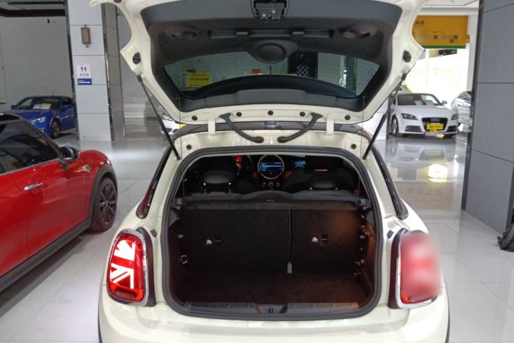 Used MINI 2019 1.5T COOPER Classic Edition Trunk