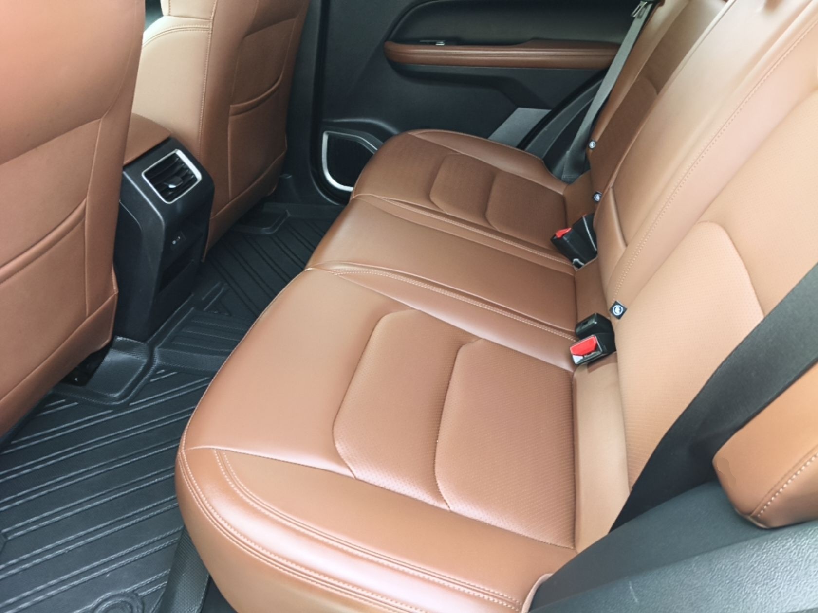 Geely Auto Vision X6 2021 PRO 1.4T Automatic Prestige Model — снимка 20