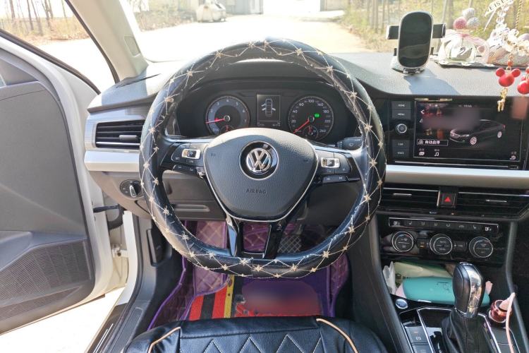 Used Volkswagen Lavida 2019 280TSI DSG Luxury Edition China VI Standard Steering Wheel