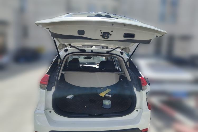 Used Nissan X-Trail 2019 2.0L CVT Smart Connect Comfort Edition 2WD Trunk