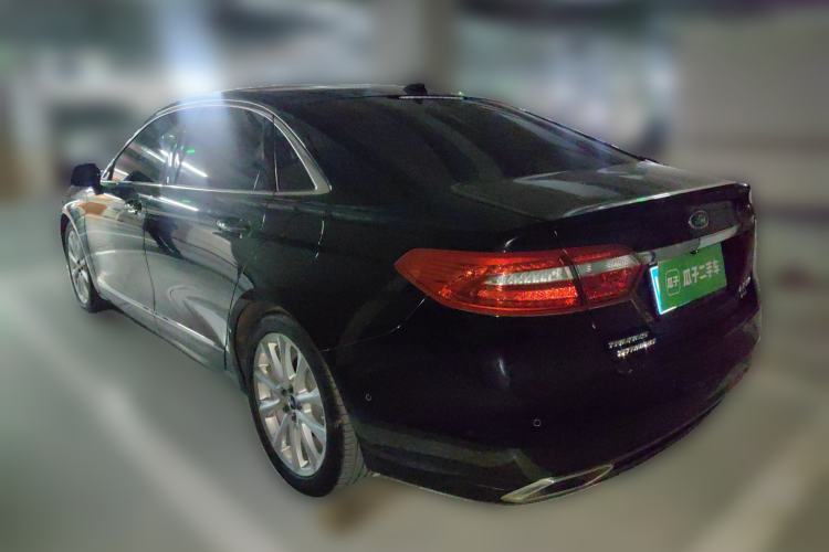 Used Ford Taurus 2017 EcoBoost 325 V6 Flagship Model
