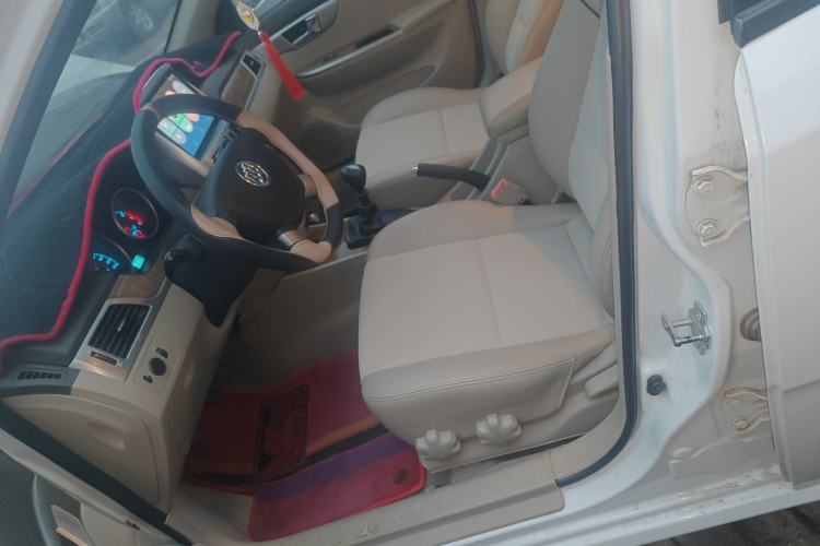 Used Buick Excelle 2015 1.5L Manual Classic Trim Left Front Seat