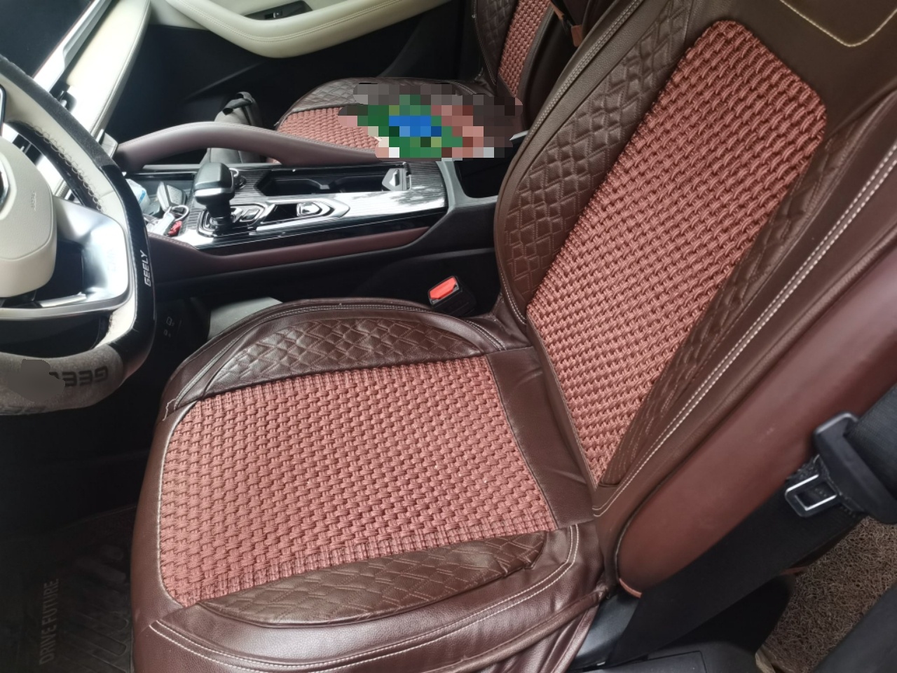 Geely Auto Monjaro L 2021 2.0TD DCT EVO Two-Wheel Drive Prestige Version — снимка 15