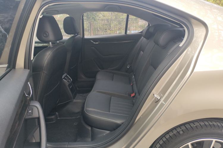 Used Skoda Octavia 2018 TSI280 DSG Flagship Edition Left Rear Seat