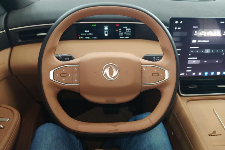 Used Dongfeng Aeolus L8 2025 Model 185KM Ideal Edition Steering Wheel