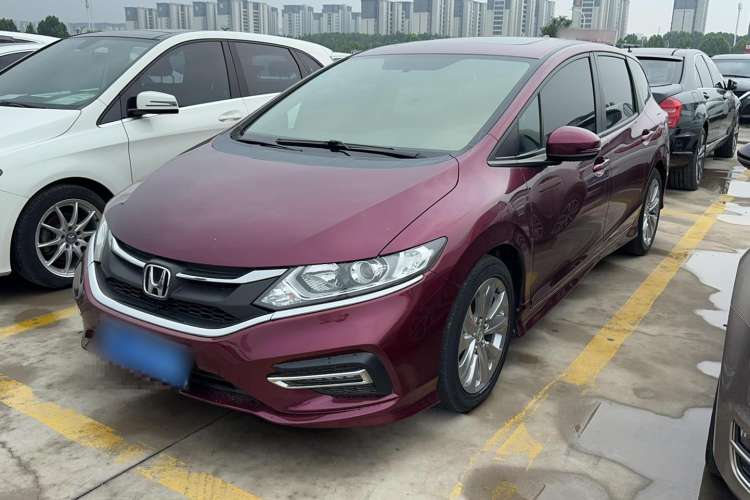 Used Honda Jade 2017 1.8L automatic Comfort version 5 seats
