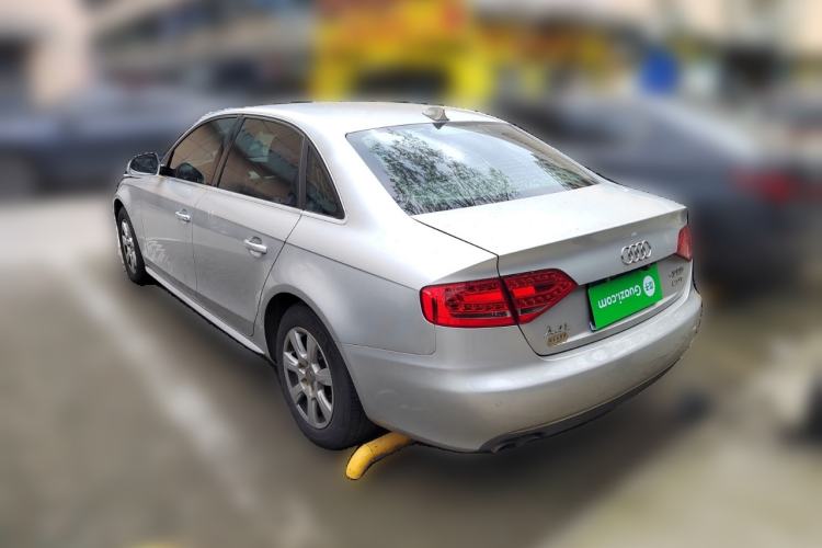 Used Audi A4L 2011 2.0 TFSI Comfort Model
