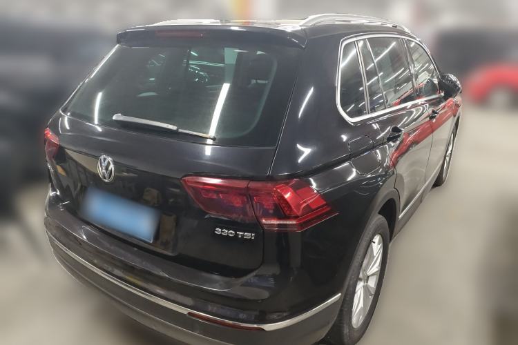 Used Volkswagen Tiguan 2018 330TSI All-Wheel-Drive Innovation Model Rear Right 45 Deg