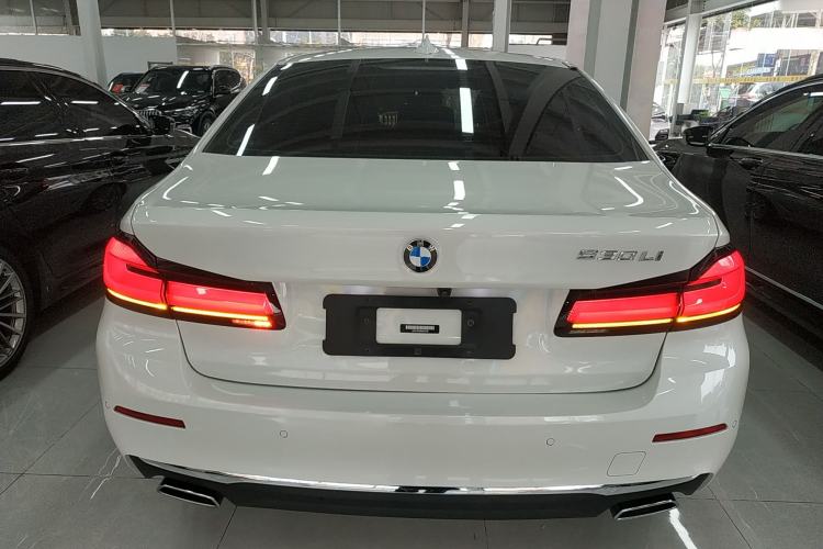 Used BMW 5 Series 2022 Second Facelift 530Li Luxury Edition Premium Package
