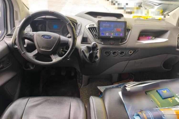Used Ford Transit 2019 2.0T Diesel Multi-Purpose Commercial Vehicle Mid-Drive Mid-Roof 6-Seater China VI Standard