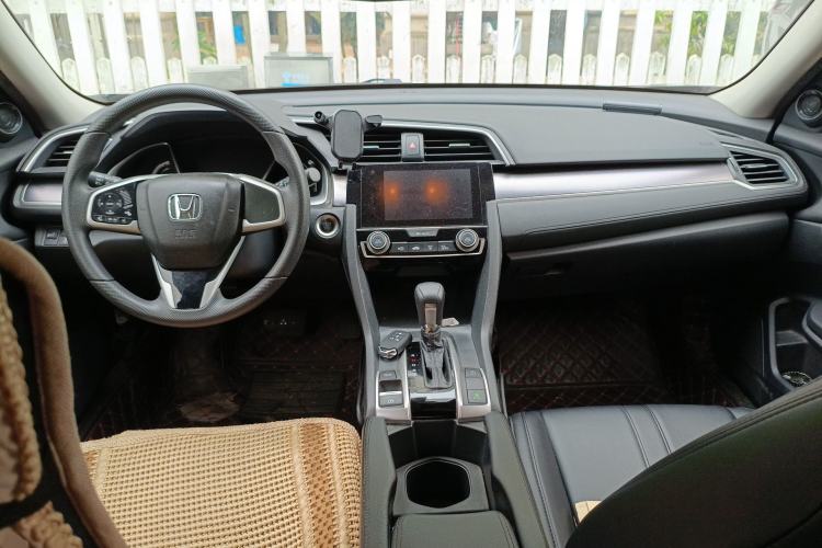 Used Honda Civic 2016 220TURBO CVT Luxury Edition
