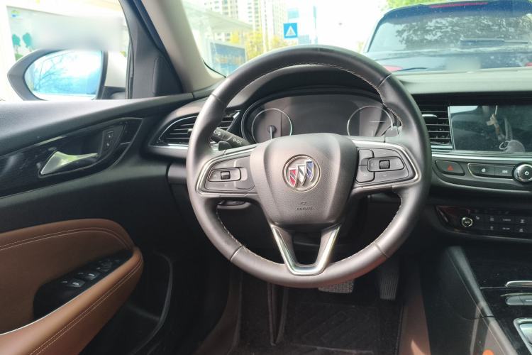 Used Buick Regal 2020 552T Luxury Version Steering Wheel