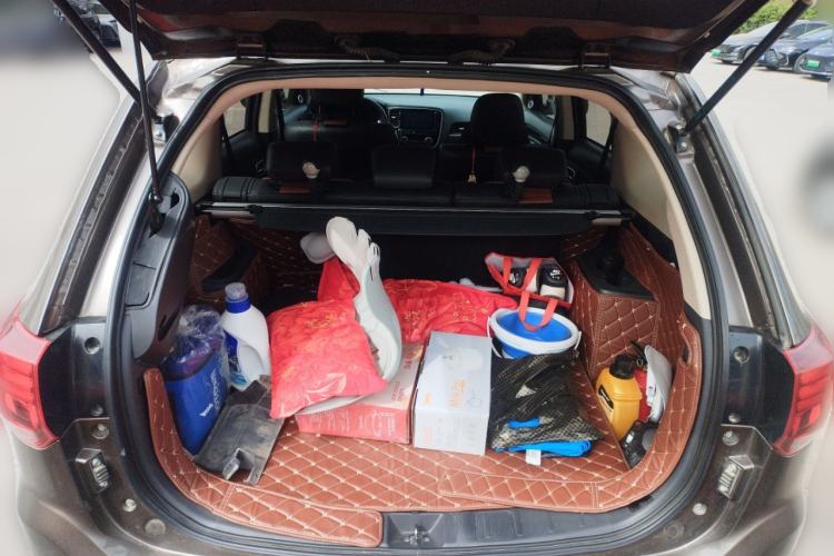 Used Mitsubishi Outlander 2018 2.4L 4x4 Elite Edition 5 Seats Trunk