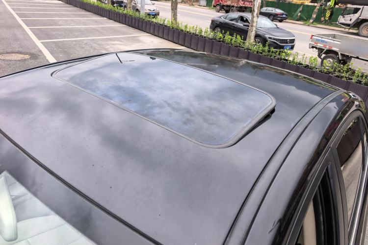 Used Zotye Z300 2016 1.5L Manual Luxury Model
