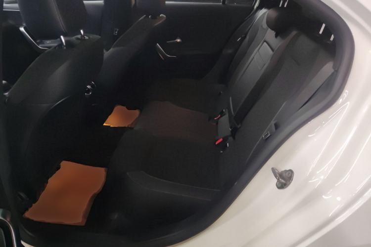 Used Mercedes-Benz A-Class 2022 Second Facelift A 200 L Sport Sedan Fashion Version
