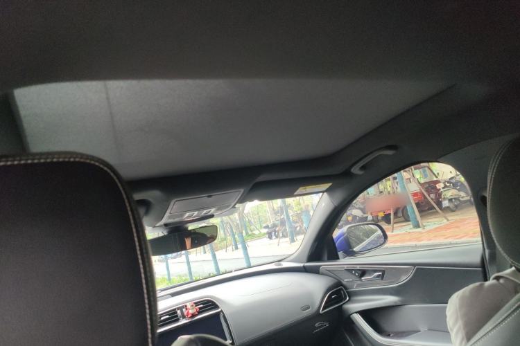 Used Jaguar XEL 2020 2.0T 200 PS R-DYNAMIC S Advanced Sport Edition Headliner