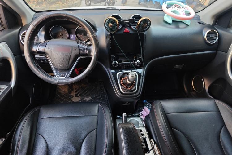 Used Haval H6 2015 Upgraded Model 1.5T Manual Two-Wheel Drive Elite Version