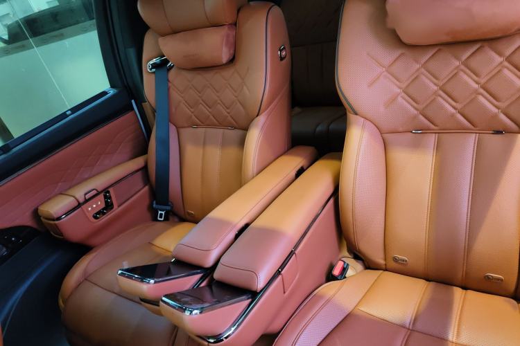 Used GAC Trumpchi Xiangwang M8 2025 Kunkun Series Ultra First-Class Cabin Interior 5