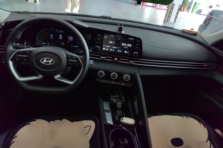 Used Hyundai Elantra 2023 1.5L CVT GLX Elite Edition