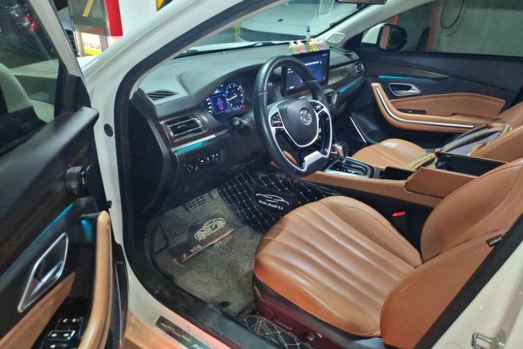 Used BAIC Beijing U7 2019 1.5T CVT New Smart Version China VI Emission Standard