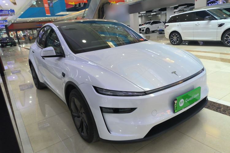 Used Tesla Model Y 2025 Rear-Wheel-Drive Version